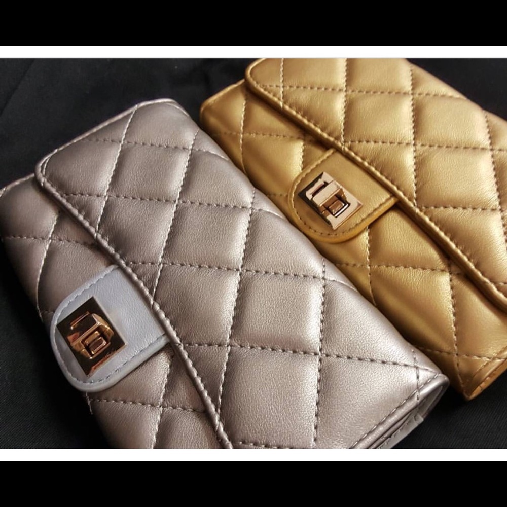 Gold wallet ✨